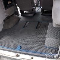 Коврики текстильные на Mitsubishi Delica IV Long пр.руль (1994-2007) 