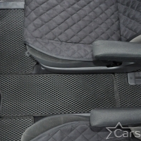 Коврики текстильные на Toyota Noah-Voxy II пр.руль (2007-2015) 2 ряд - без прохода